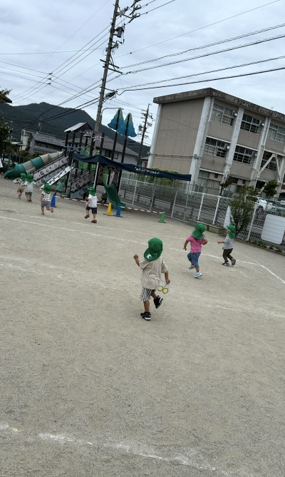秋をみつけたよ✾(ぺんぎん) | 日野保育園