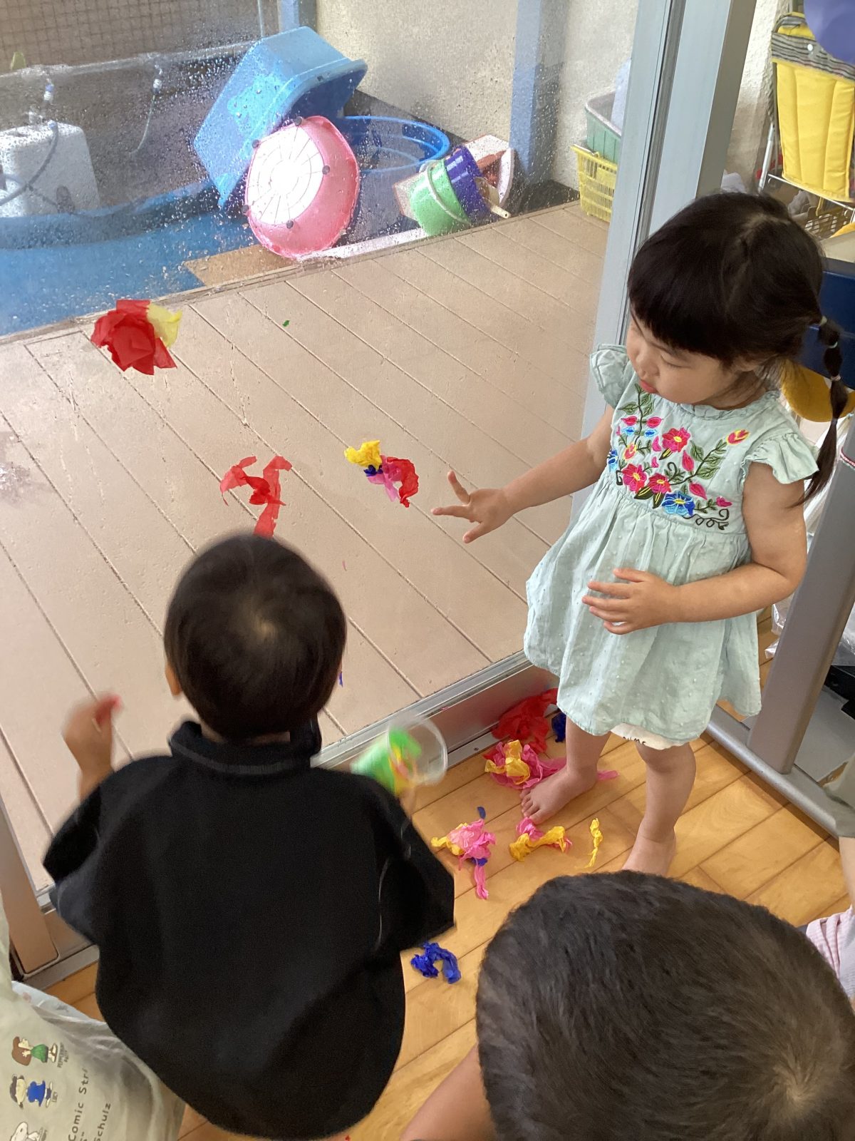 雨にも負けず楽しく遊ぼう | 日野保育園