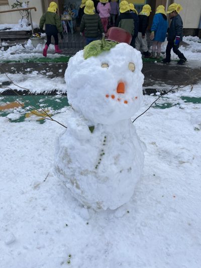 雪遊びをしたよ〜⛄️ | 日野保育園